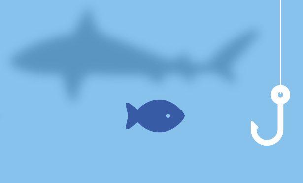Im Hintergrund: ein Hai Im Vordergrund: ein Fisch, der einem Angelhaken zugewendet